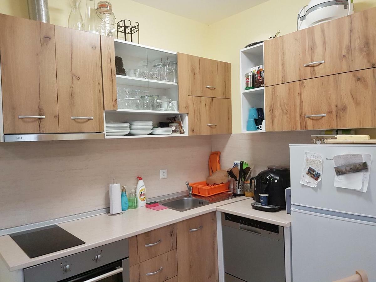 Malavi Guest House Krasen! Comfort&Clean! Екстер'єр фото